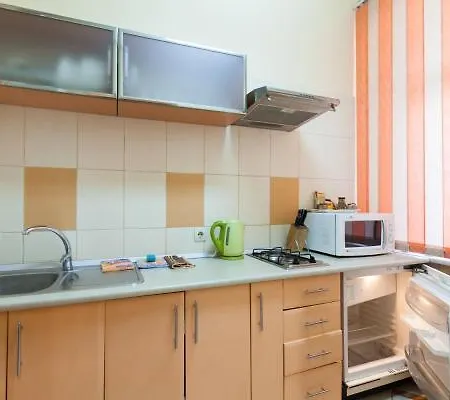 Apartment двухкомнатные для 6х около парка в центре