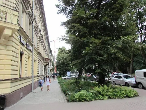 Lägenhet без вимикань світла в центрі 