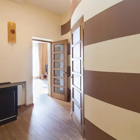 без вимикань світла в центрі 